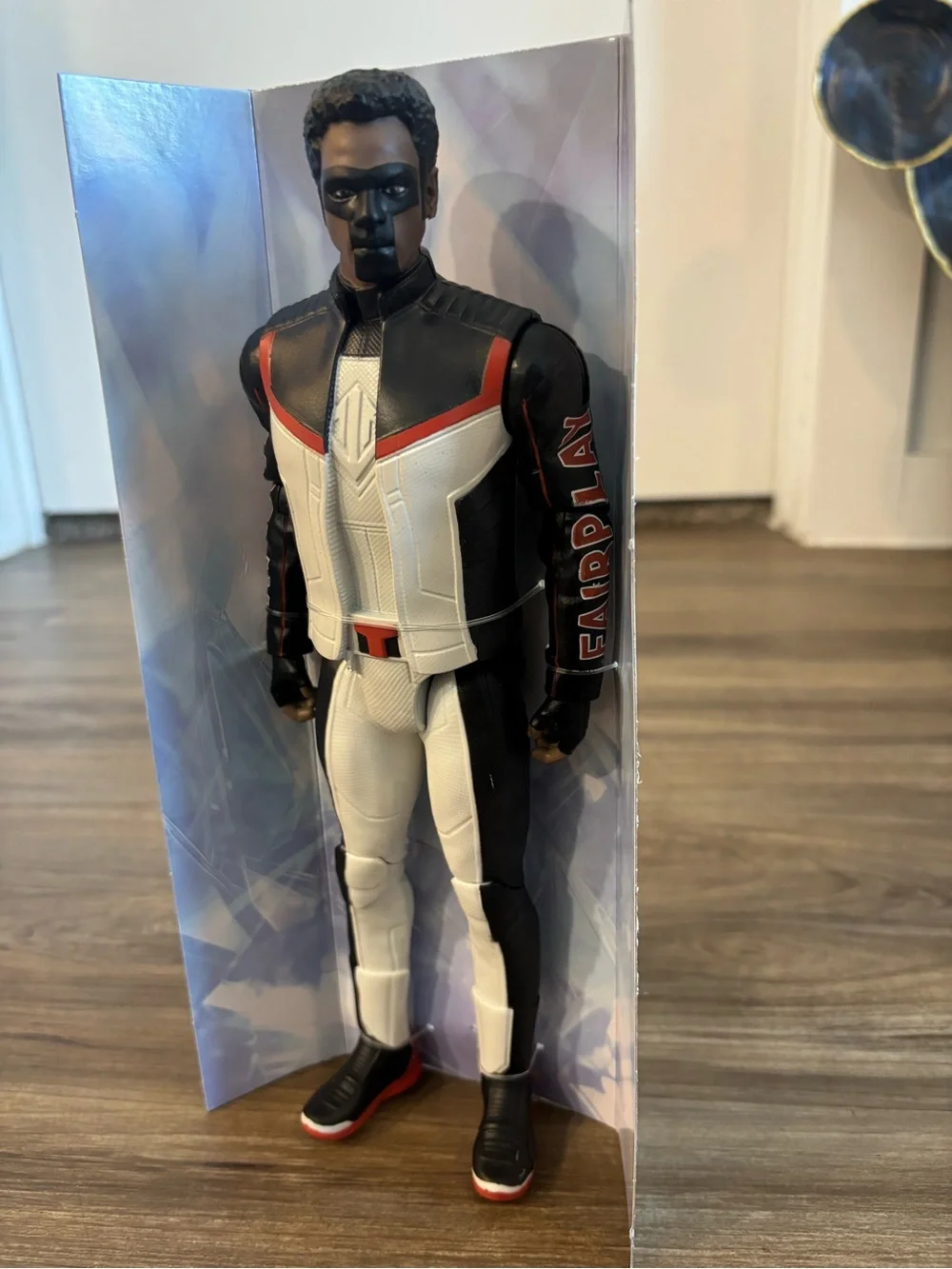 DC Green lantern and Mr Terrific Action figures